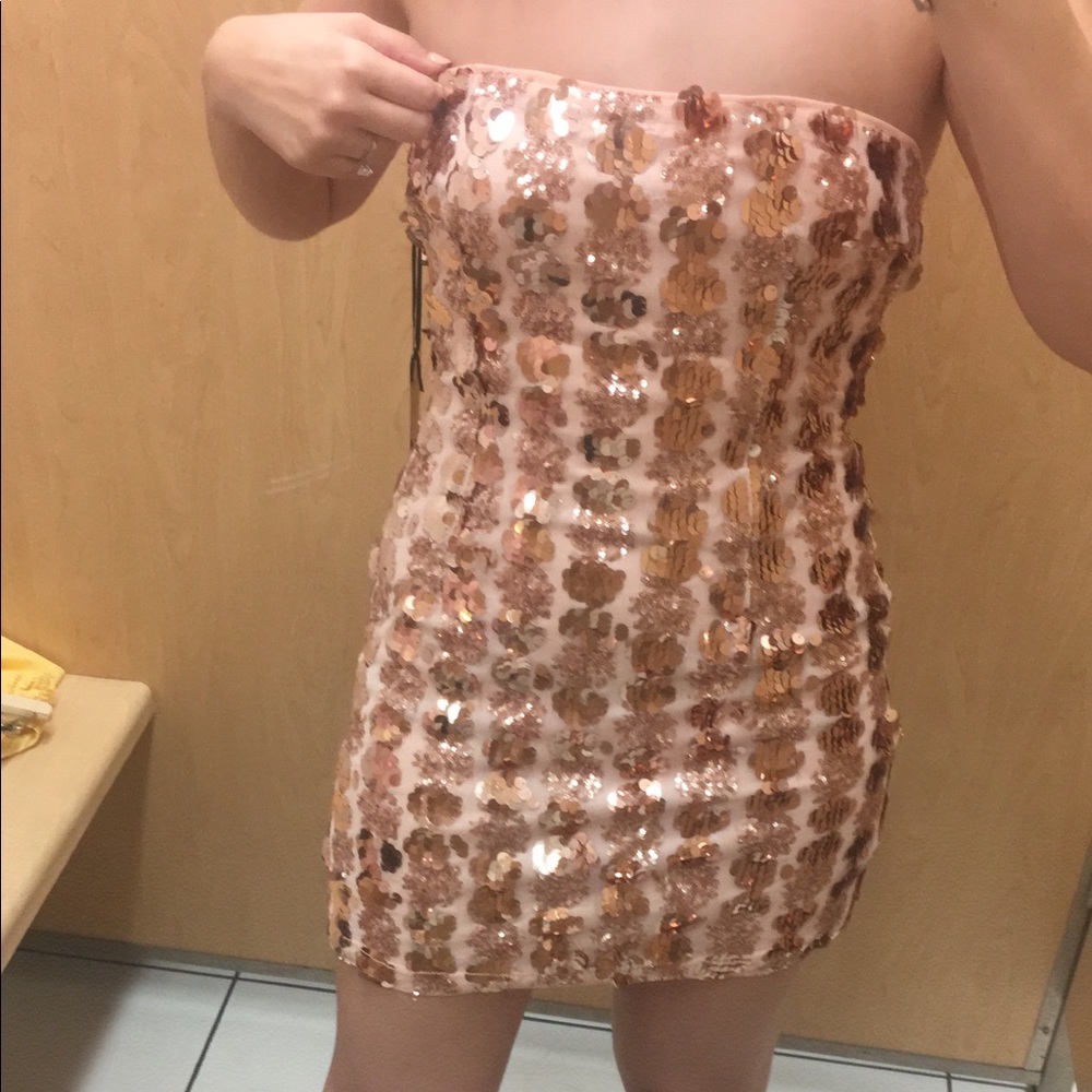 Sexy gown mini strapless dress